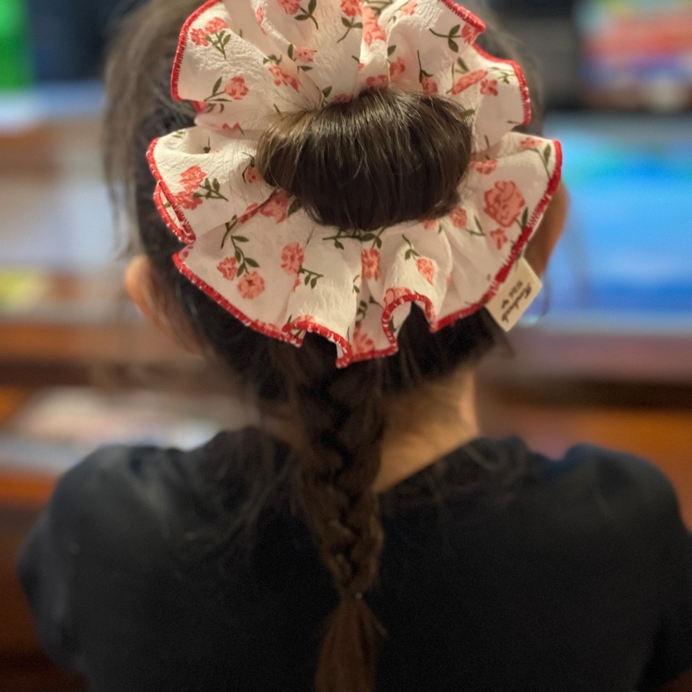 Brand new handmade girl / women fabric scrunchie Floral Hair Styling Accessory